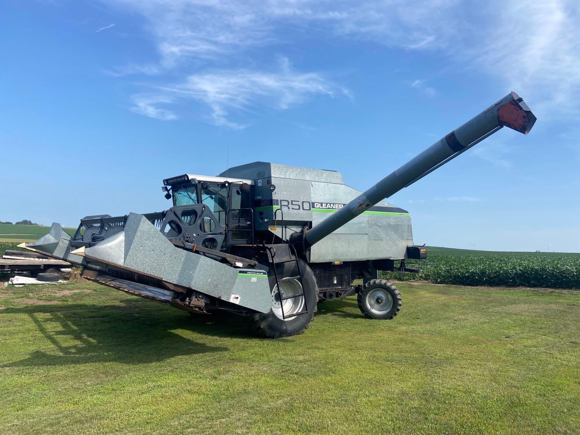 Main image Gleaner R50