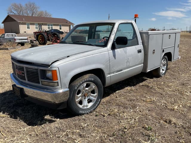 Image of GMC 2500 equipment image 1