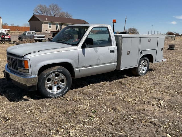 Image of GMC 2500 equipment image 3