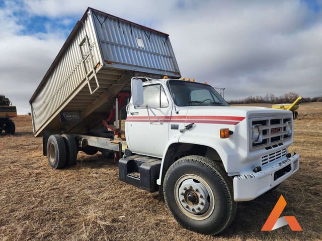 Image of GMC 7000 equipment image 2