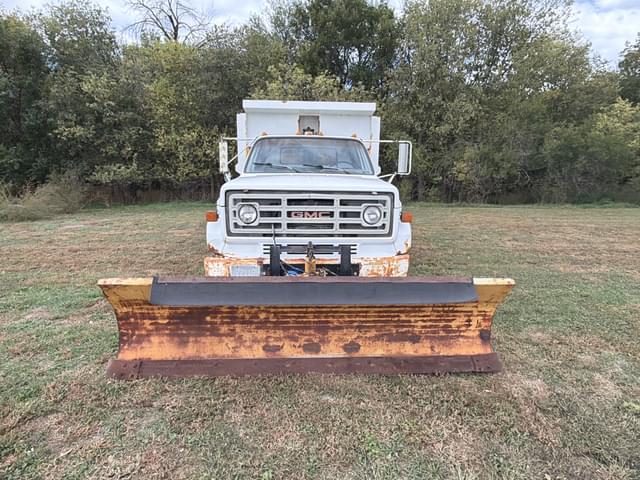 Image of GMC 7000 equipment image 2