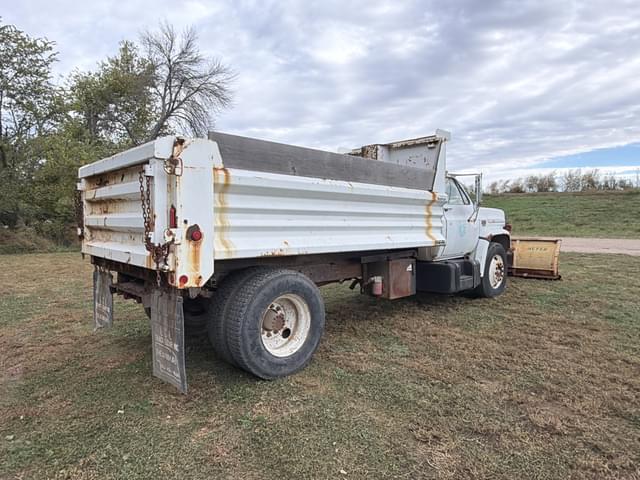 Image of GMC 7000 equipment image 4