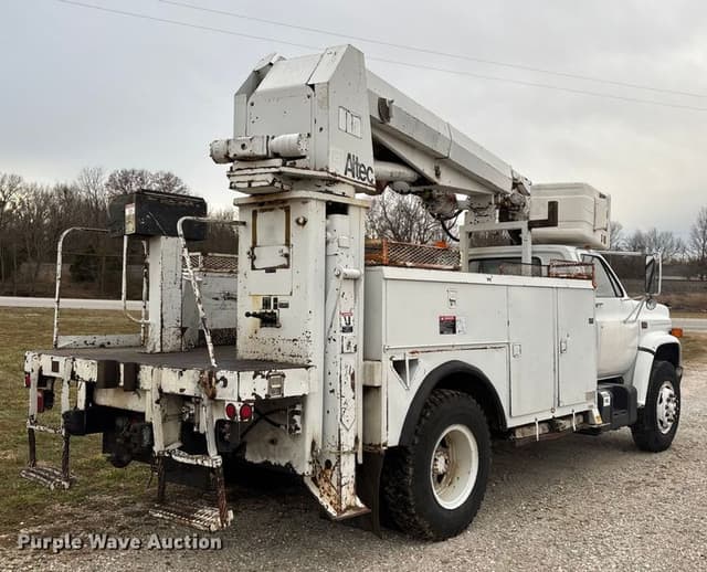 Image of GMC C7 equipment image 4