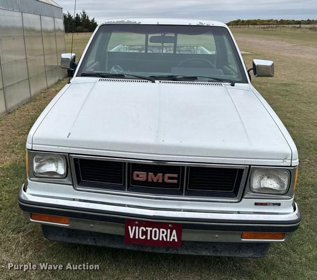 Image of GMC S15 equipment image 1