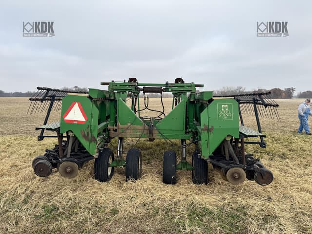 Image of Great Plains Solid Stand 30 equipment image 4