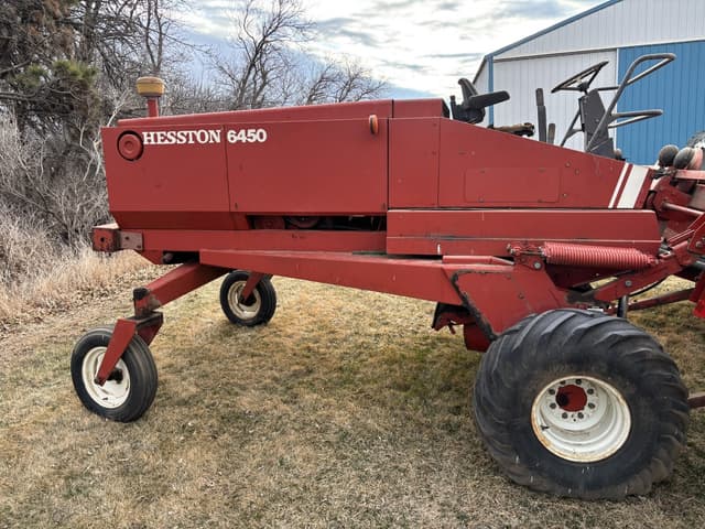 Image of Hesston 6450 equipment image 3