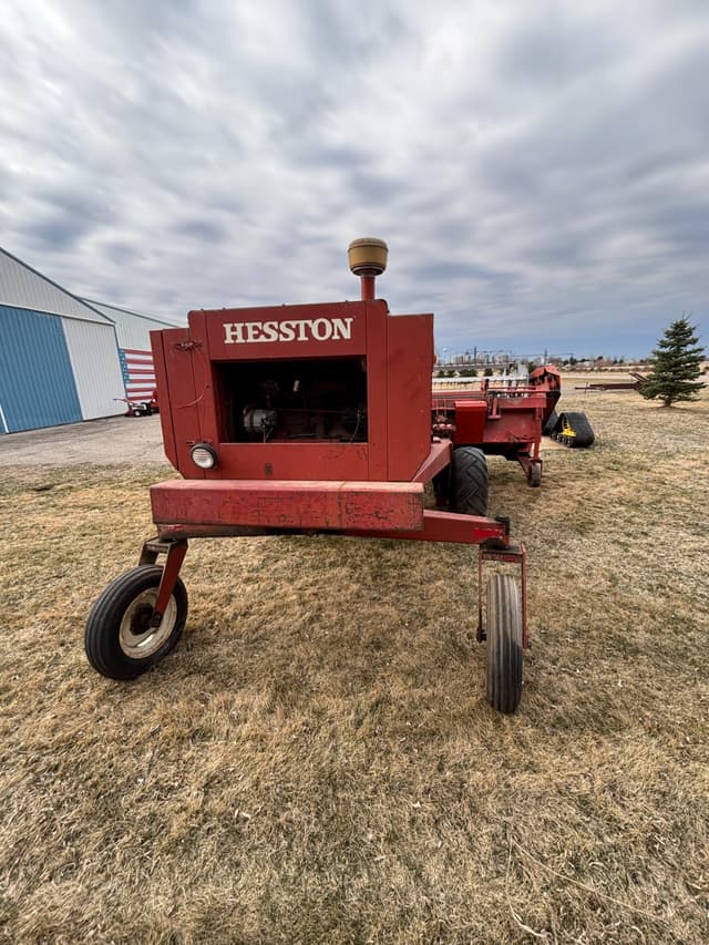 Image of Hesston 6450 equipment image 4