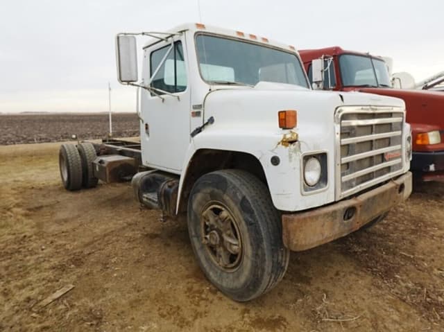 Image of International S1900 equipment image 1