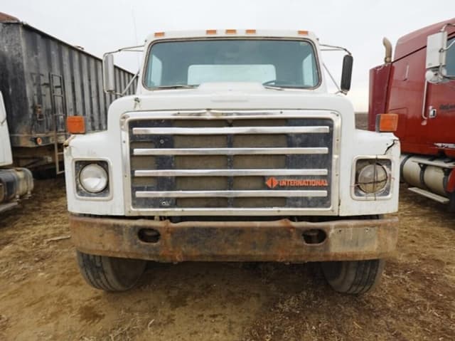 Image of International S1900 equipment image 4