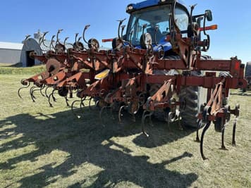 Main image International Harvester 183