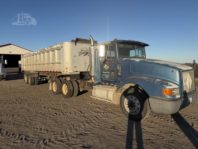 Image of International 9200 equipment image 4