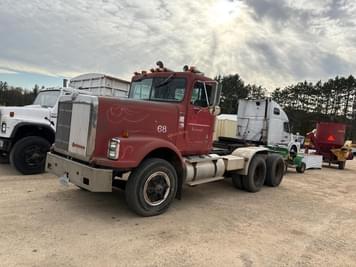 Main image International 9300