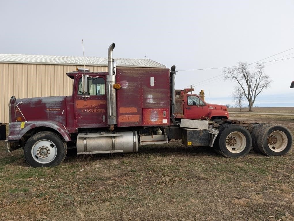 Image of International 9300 Primary image