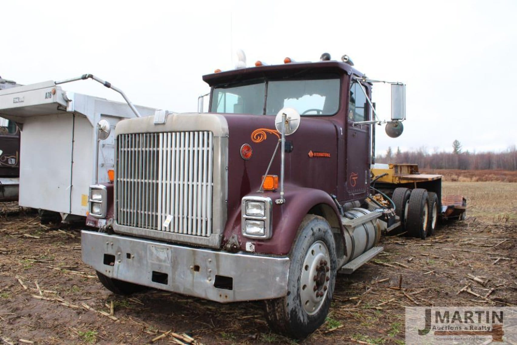 1989 International Eagle Equipment Image0