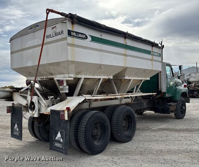 Image of International 2654 equipment image 4