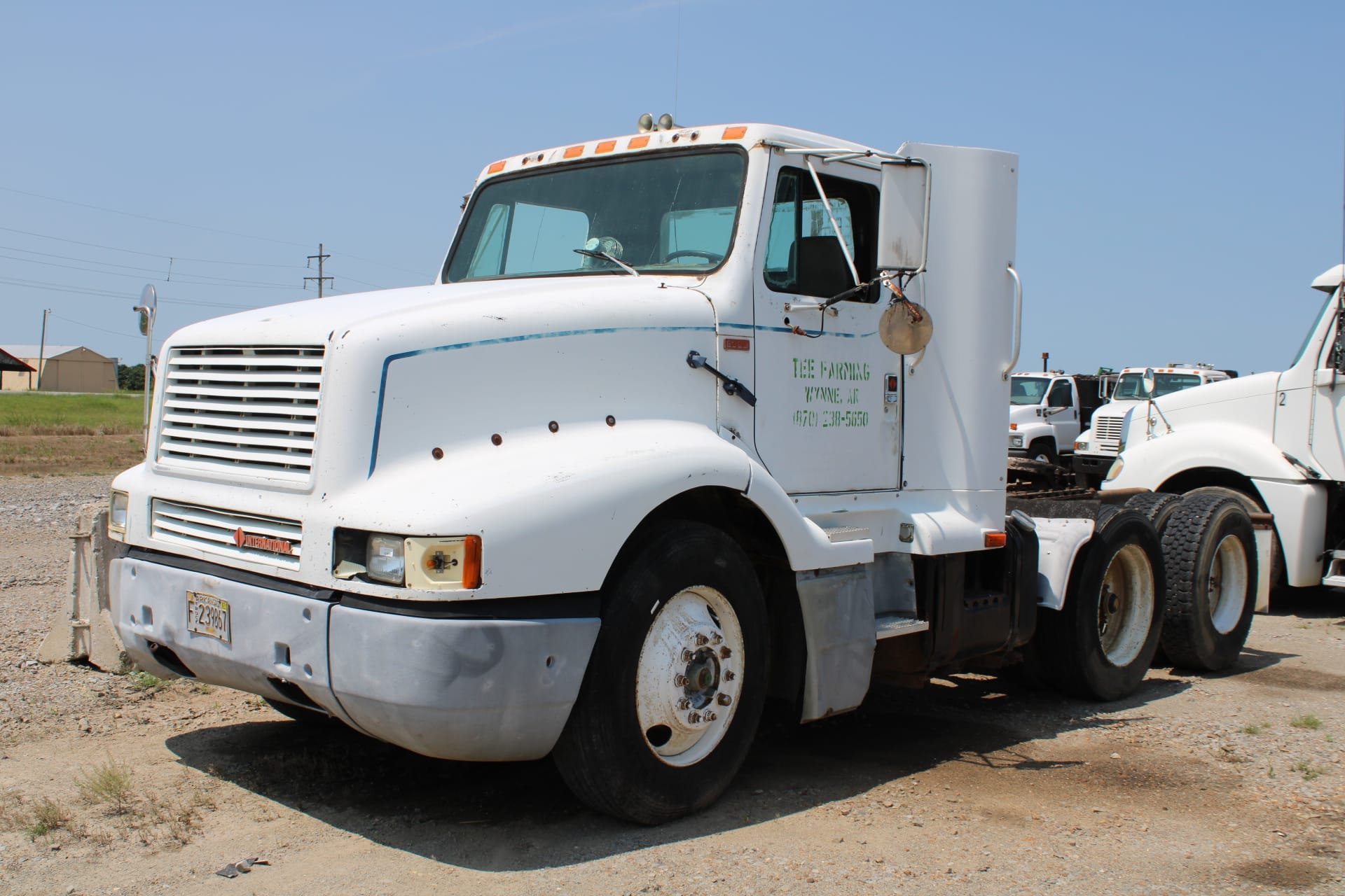 Main image International 8300