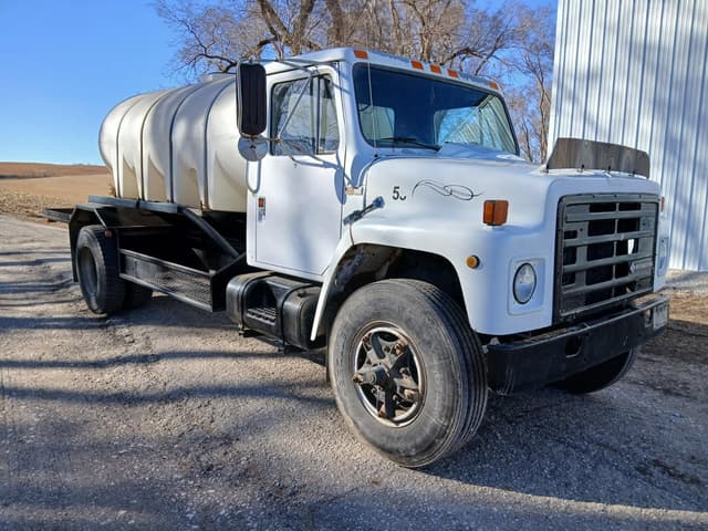 Image of International S1900 equipment image 4