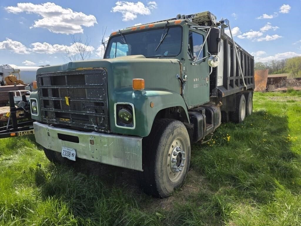 Image of International S2500 Primary image