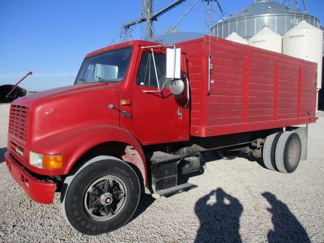 1989 International WorkStar 7000 Equipment Image0