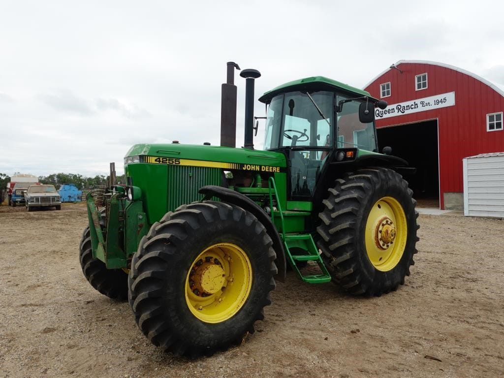1989 John Deere 4255 Equipment Image0