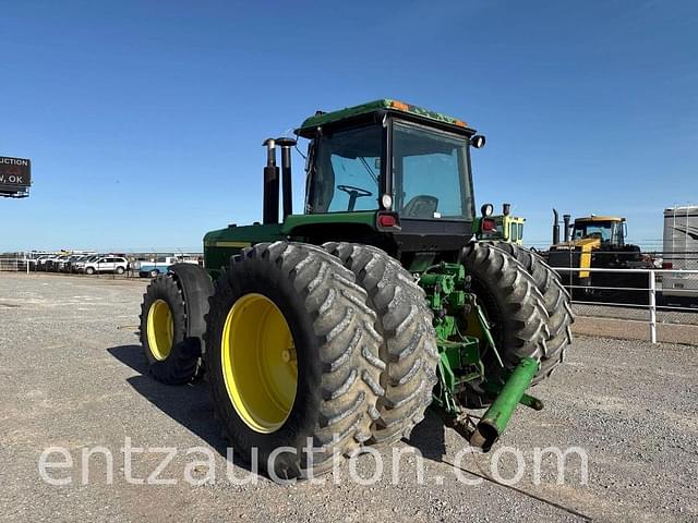 Image of John Deere 4555 equipment image 2