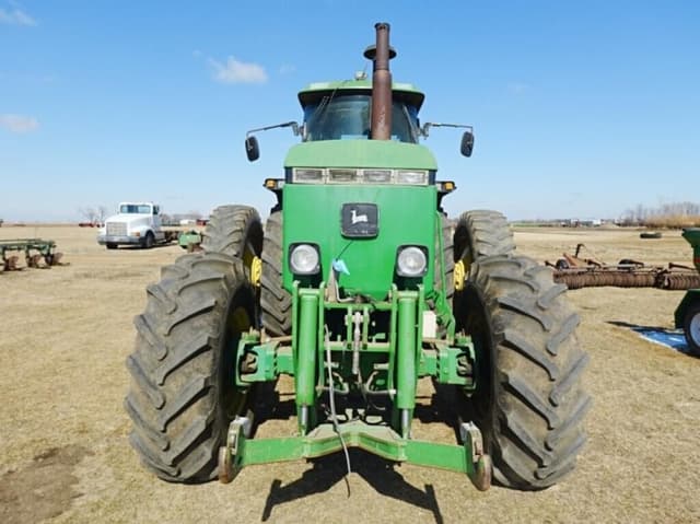 Image of John Deere 4755 equipment image 4