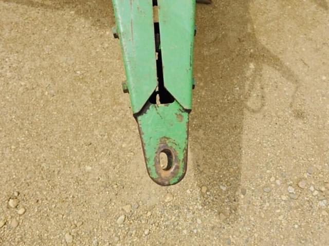 Image of John Deere 7200 equipment image 4