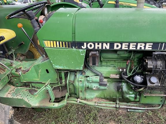 Image of John Deere 2355 equipment image 4