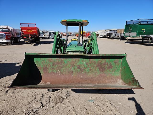 Image of John Deere 2355 equipment image 2