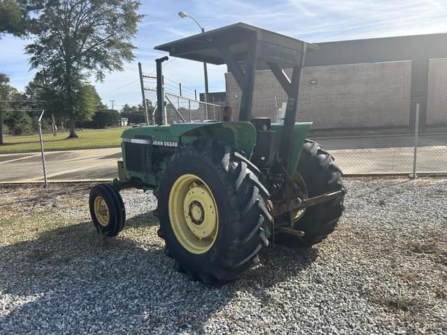 Image of John Deere 2355 equipment image 3
