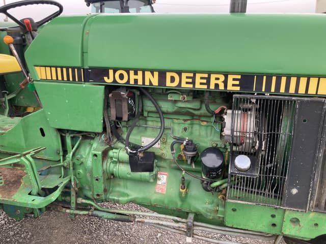 Image of John Deere 2555 equipment image 2