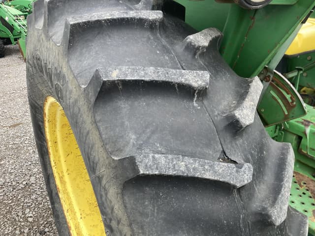 Image of John Deere 2555 equipment image 4