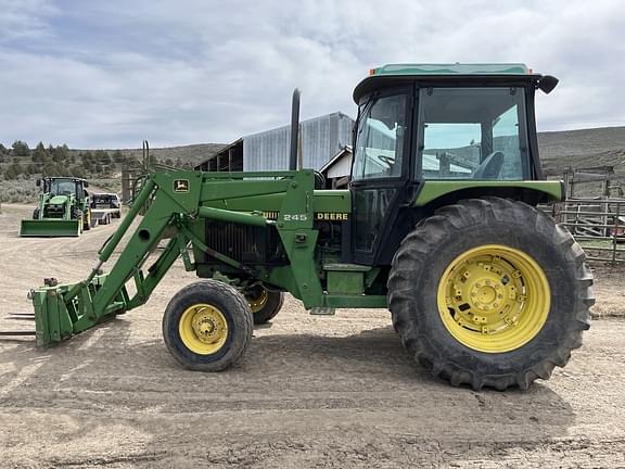 Image of John Deere 2755 equipment image 1