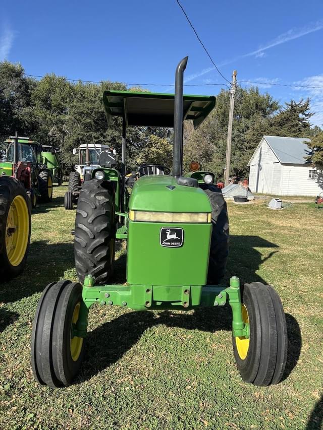 Image of John Deere 2755 equipment image 1