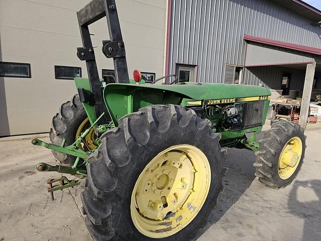 Image of John Deere 2755 equipment image 3