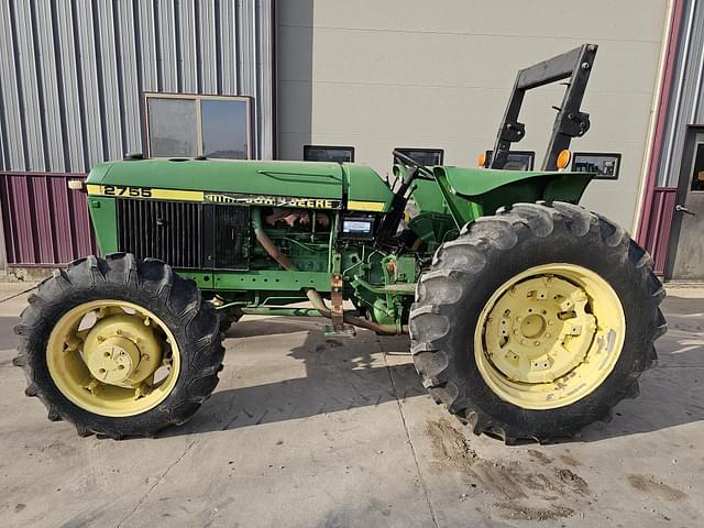 Image of John Deere 2755 equipment image 1