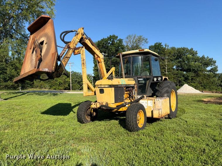 1989 John Deere 2755 Equipment Image0