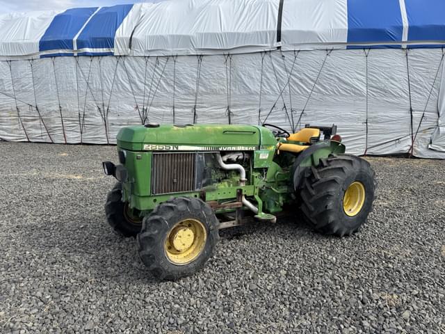 Image of John Deere 2855N equipment image 4