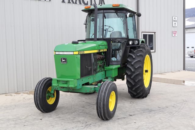 Image of John Deere 2955 equipment image 1