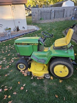 Main image John Deere 322