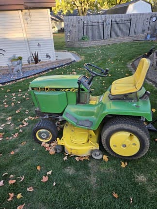 Main image John Deere 322