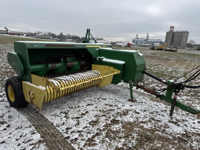 Image of John Deere 328 equipment image 3