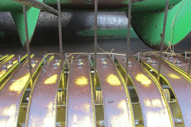 Image of John Deere 328 equipment image 3