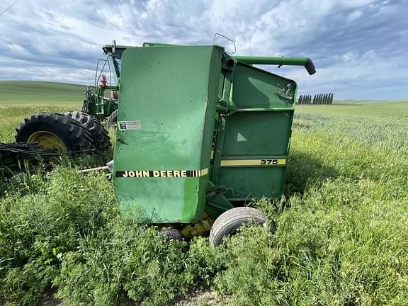 Image of John Deere 375 equipment image 1