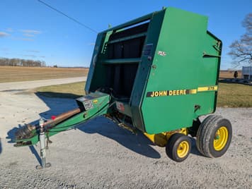 Main image John Deere 375