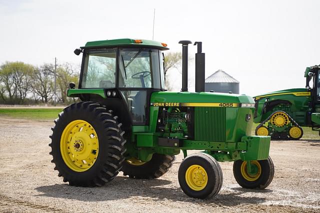 Image of John Deere 4055 equipment image 2
