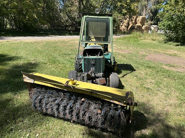 Image of John Deere 420 equipment image 1