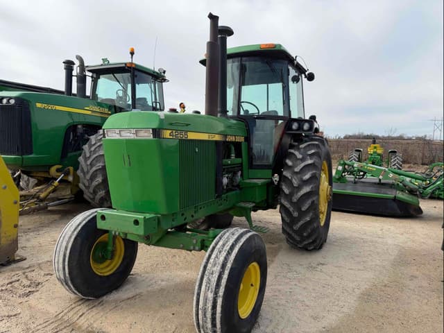 Image of John Deere 4255 equipment image 4