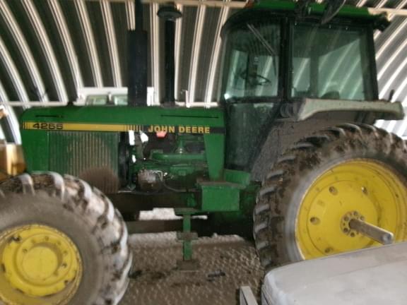 Image of John Deere 4255 equipment image 3