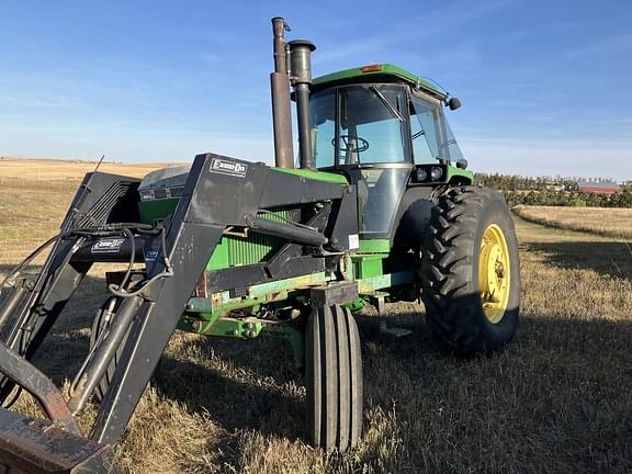 Image of John Deere 4455 equipment image 1